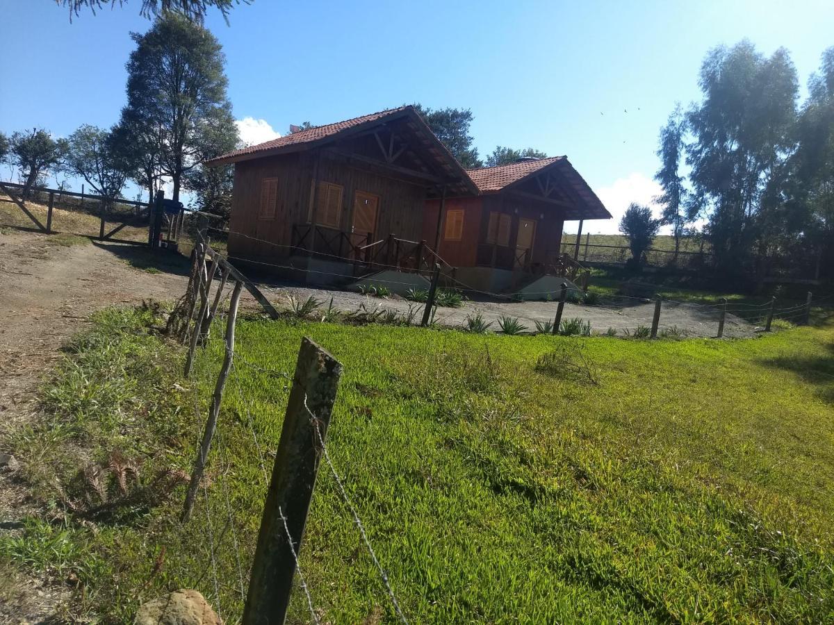 Chales Manaca Da Serra อูรูบิซิ ภายนอก รูปภาพ